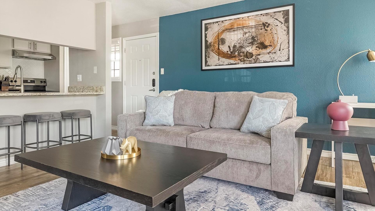Photo of Livingroom in Royal Ridge