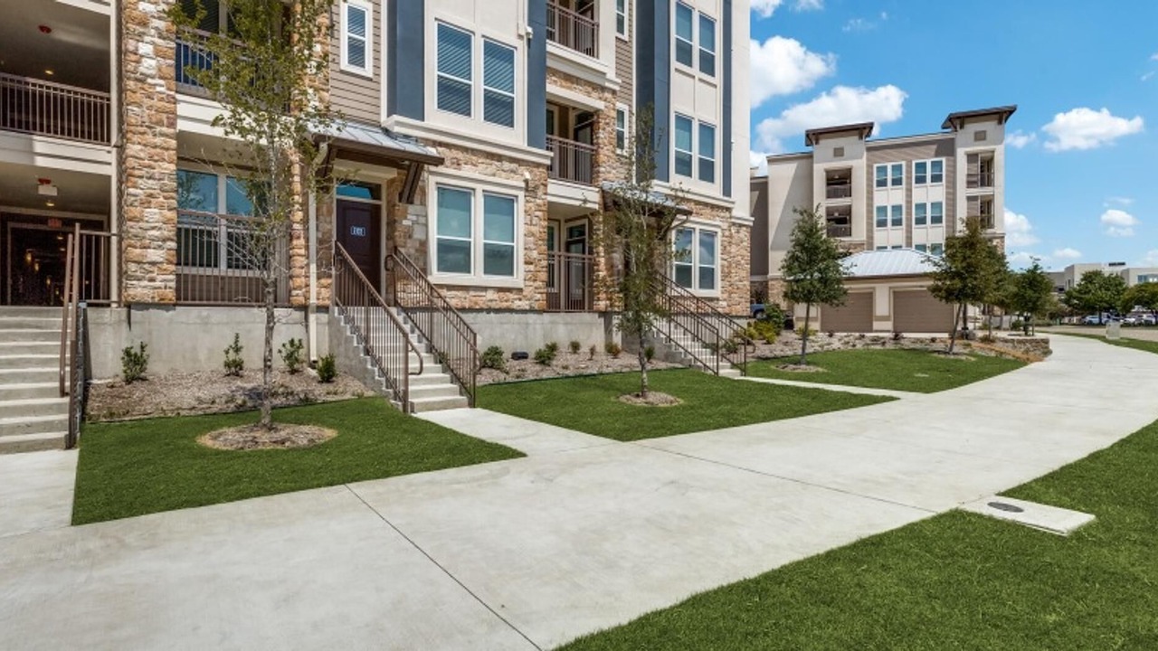 Photo of Outdoor in Allen