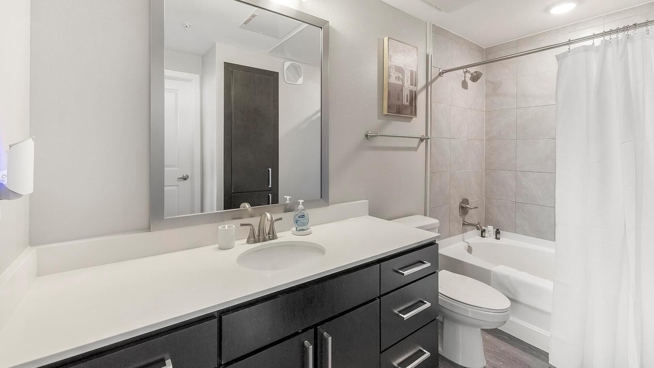 Photo of Bathroom in Allen
