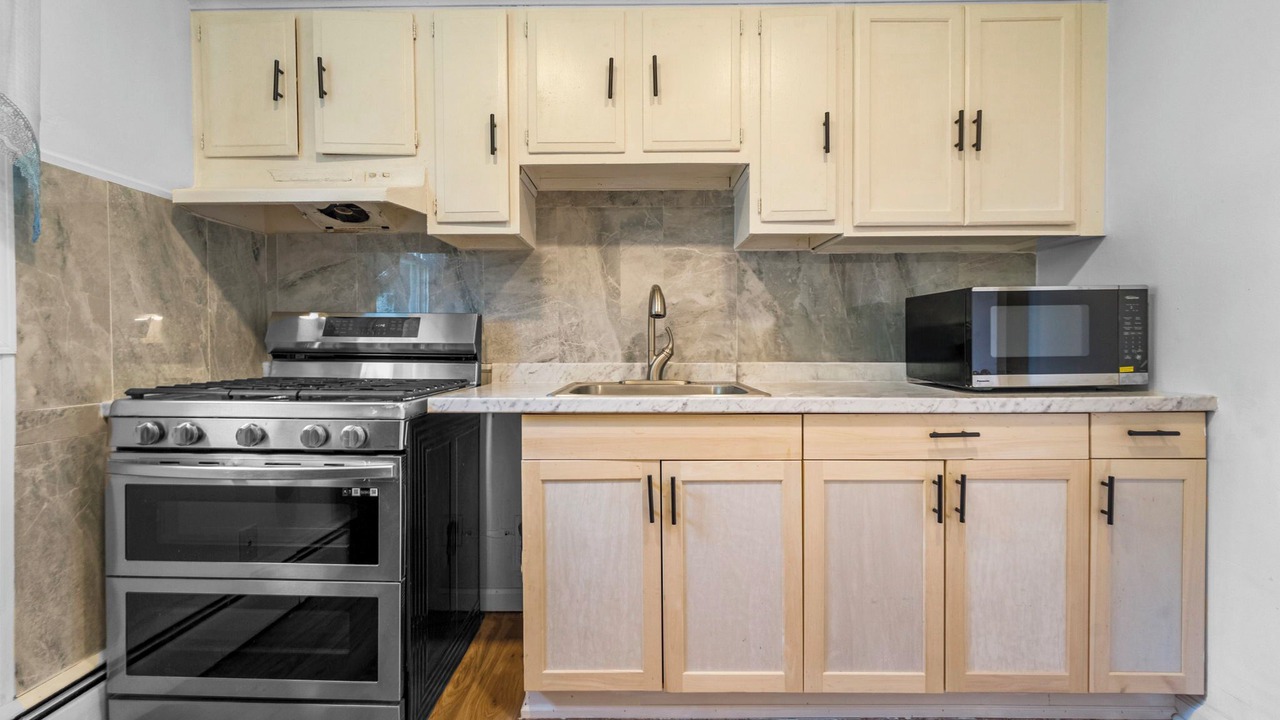 Photo of Others in Hackensack