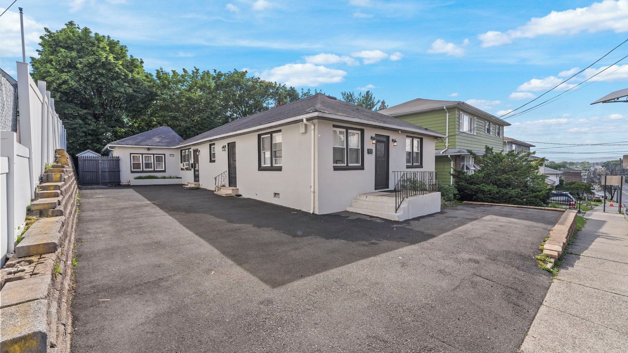 Photo of Outdoor in Hackensack