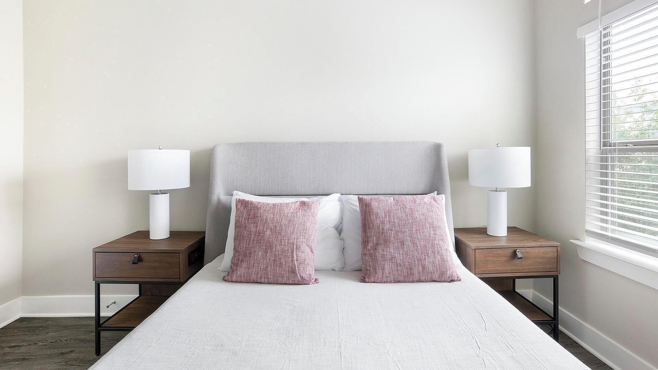 Photo of Bedroom in Nassau Bay