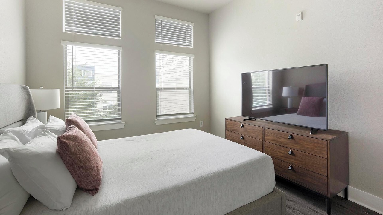 Photo of Bedroom in Nassau Bay