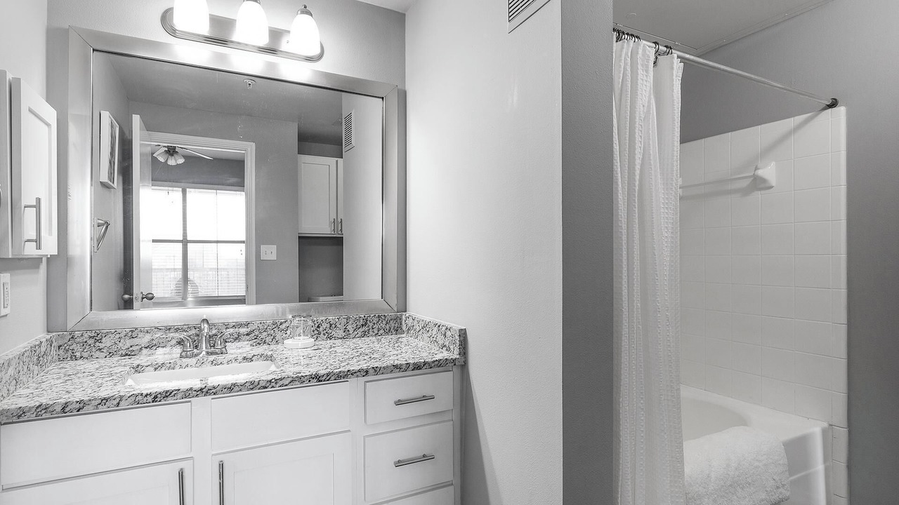 Photo of Bathroom in Fossil Creek