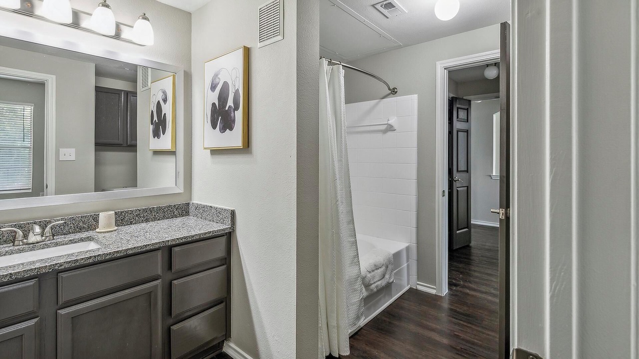 Photo of Bathroom in Fossil Creek