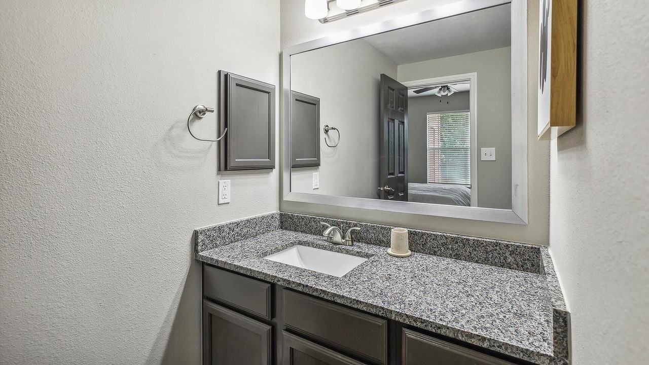 Photo of Bathroom in Fossil Creek