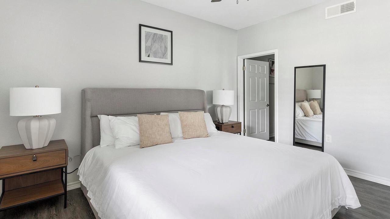Photo of Bedroom in Fossil Creek