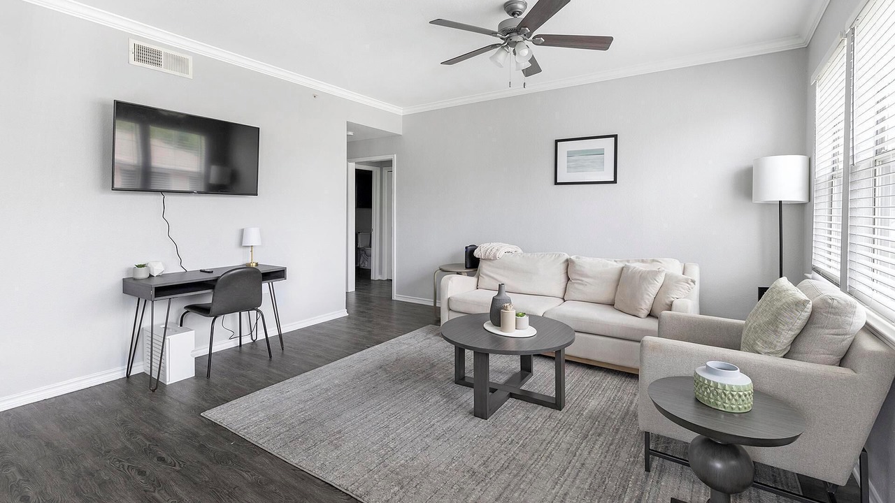 Photo of Livingroom in Fossil Creek