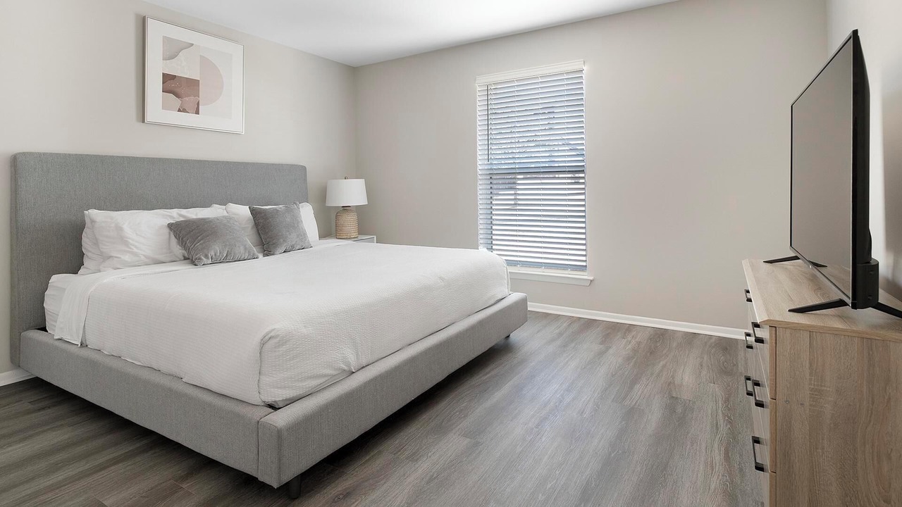 Photo of Bedroom in Homewood