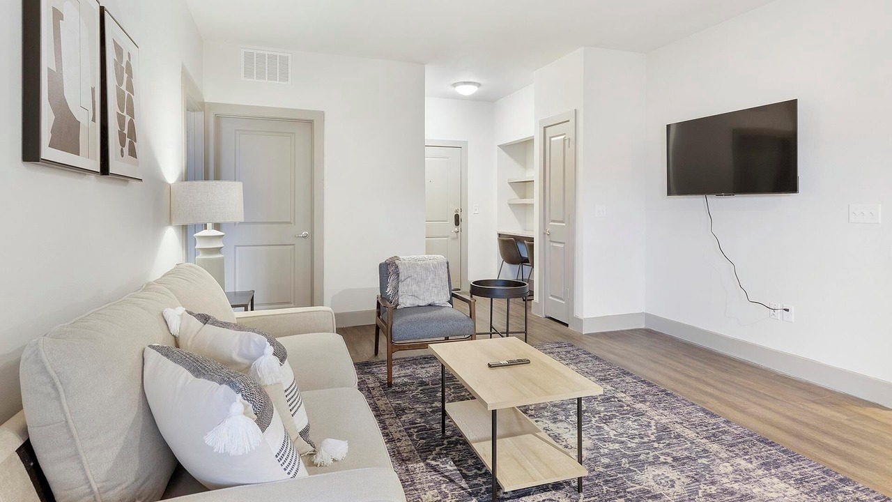 Photo of Livingroom in Haltom City