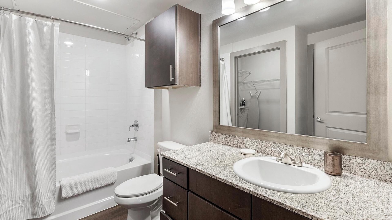 Photo of Bathroom in Haltom City