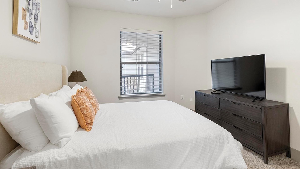 Photo of Bedroom in Haltom City