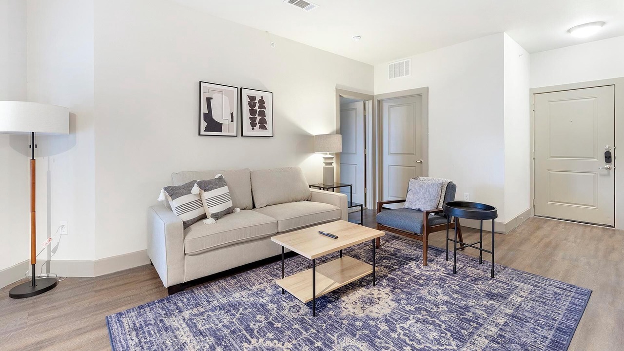 Photo of Livingroom in Haltom City