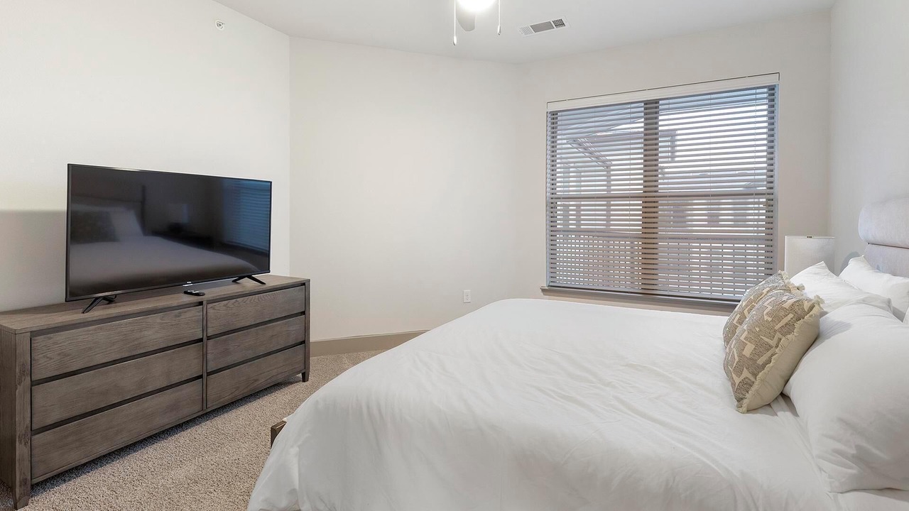Photo of Bedroom in Haltom City
