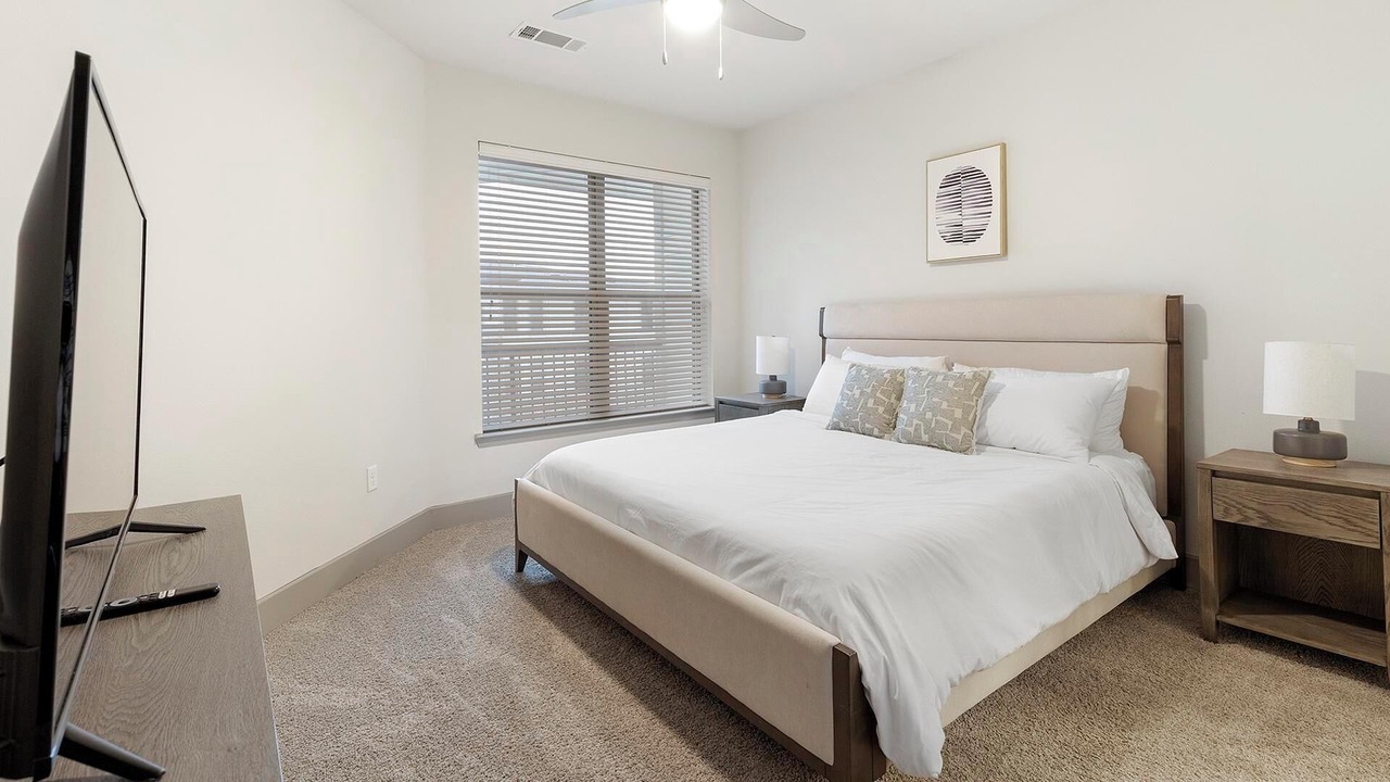 Photo of Bedroom in Haltom City