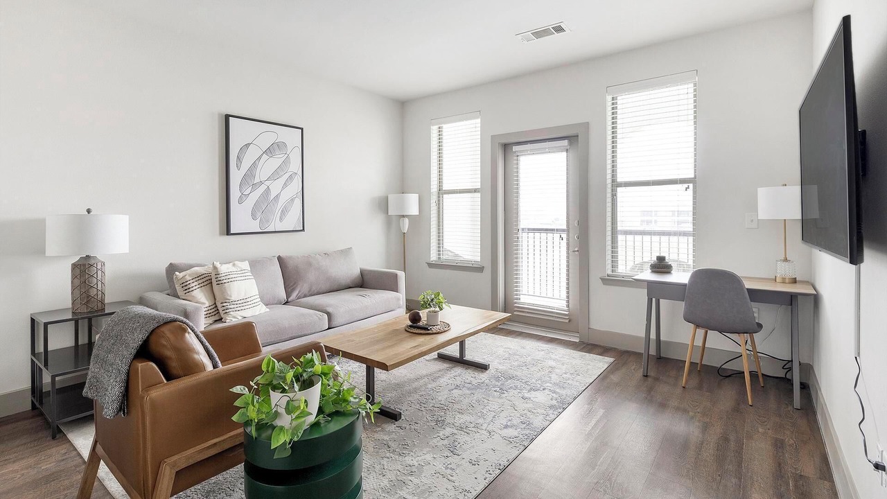 Photo of Livingroom in Haltom City
