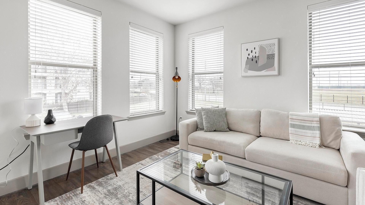 Photo of Livingroom in Haltom City