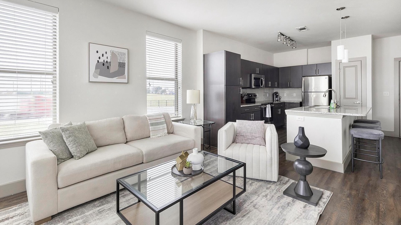 Photo of Livingroom in Haltom City