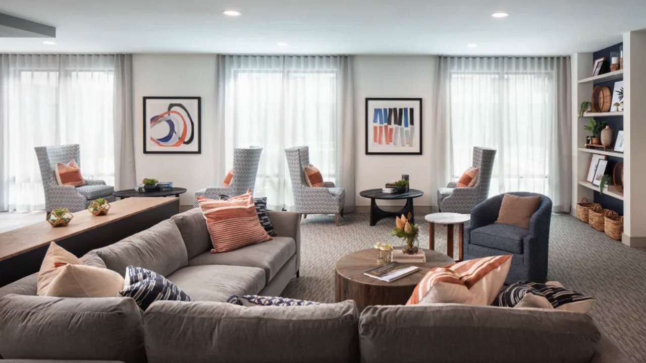 Photo of Livingroom in Spring Branch East