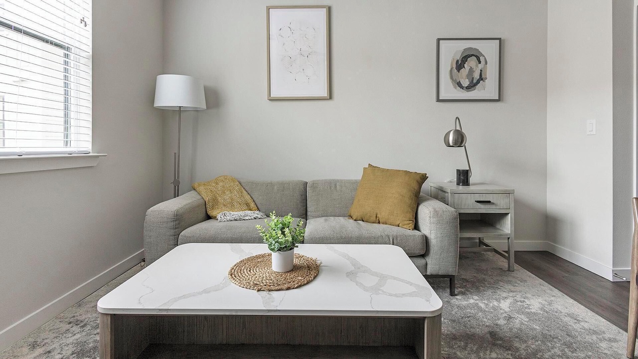 Photo of Livingroom in Spring Branch East