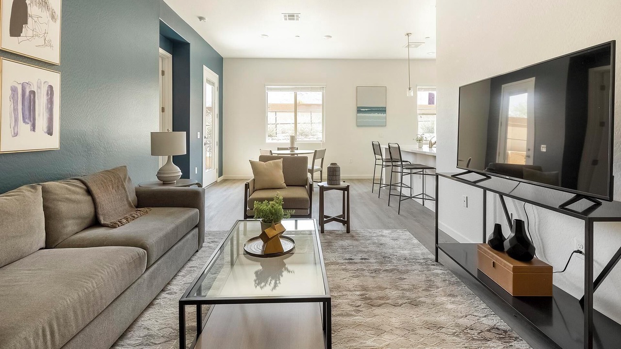 Photo of Livingroom in Oro Valley