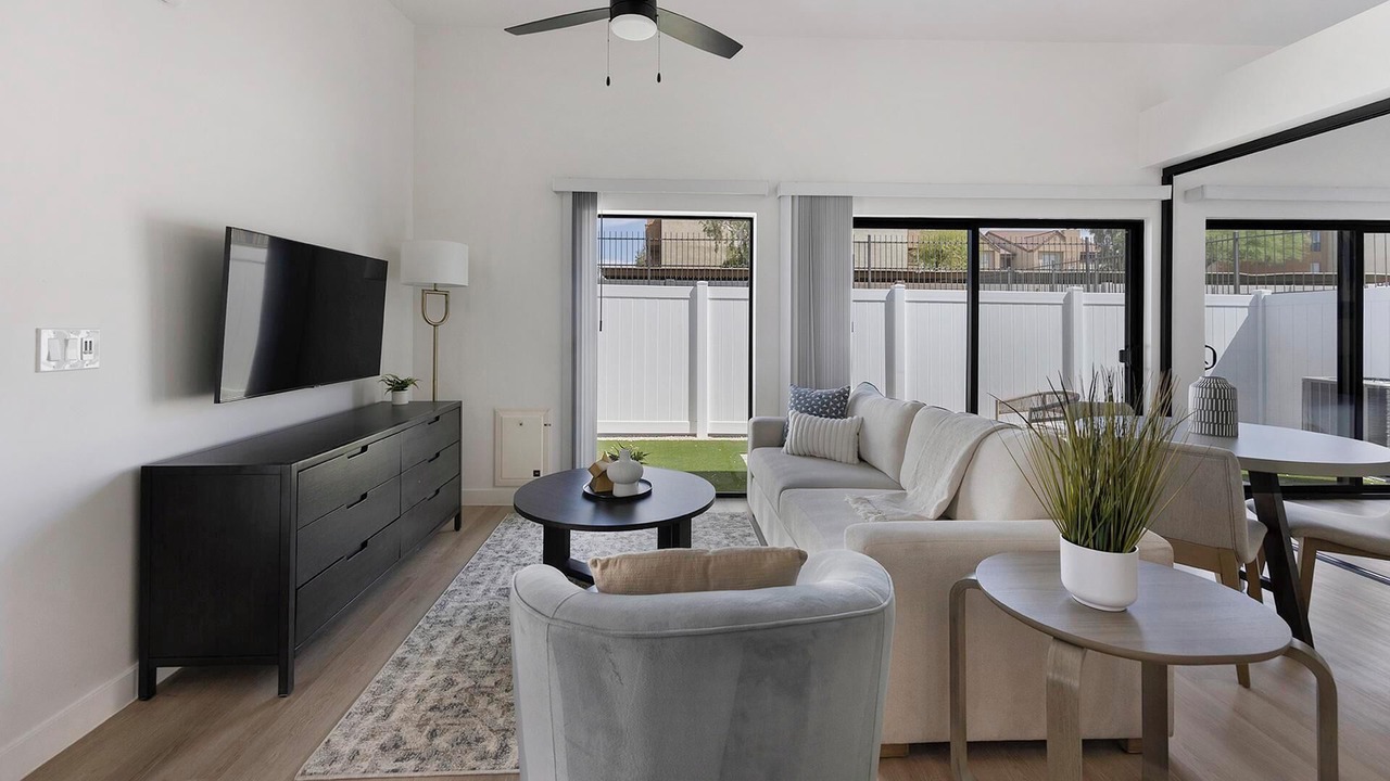 Photo of Livingroom in North Mountain