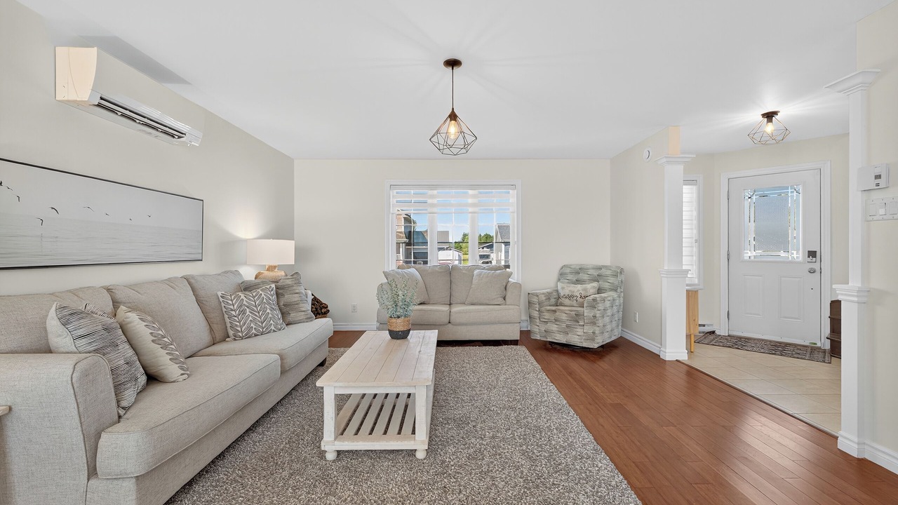 Photo of Livingroom in Beresford