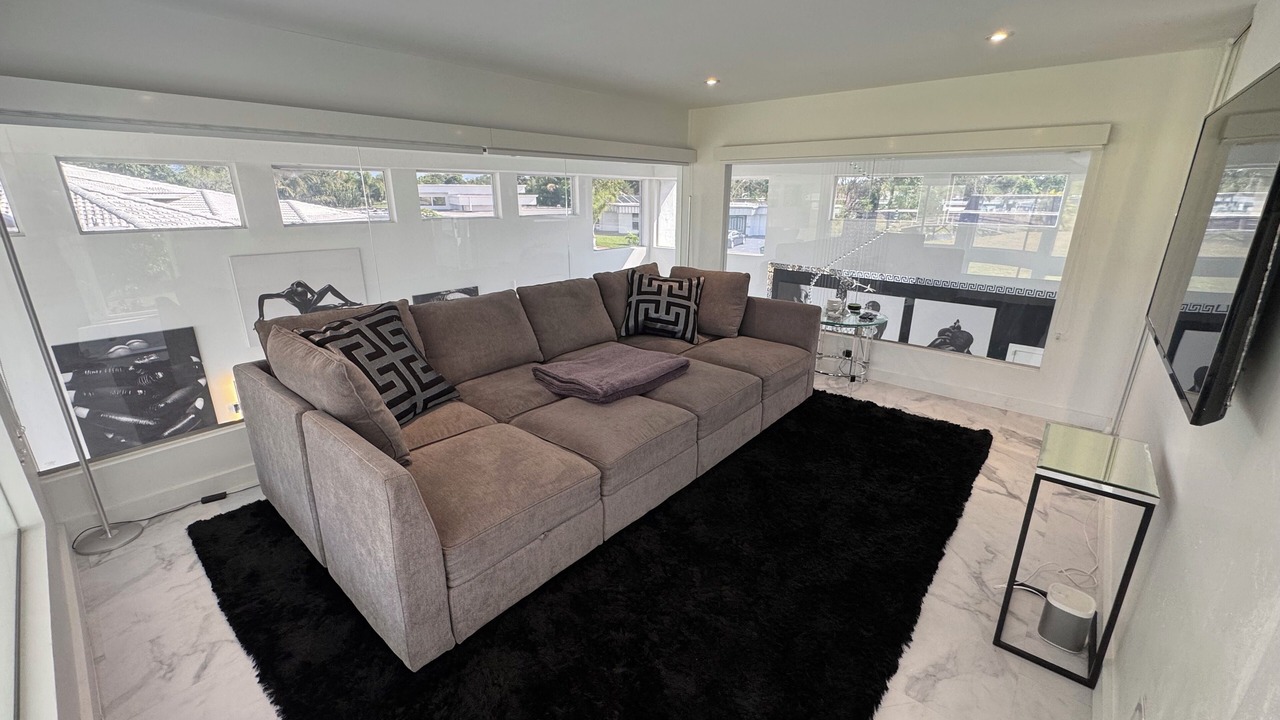Photo of Livingroom in Tamarac