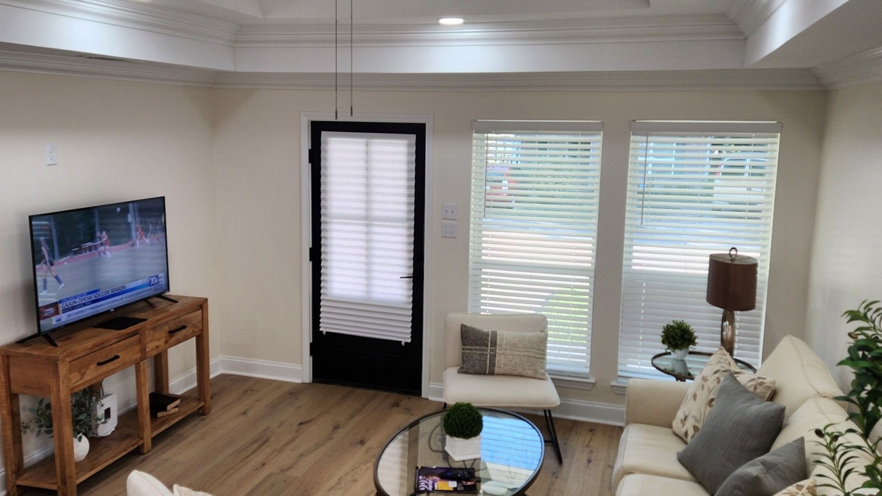 Photo of Livingroom in Mid City South