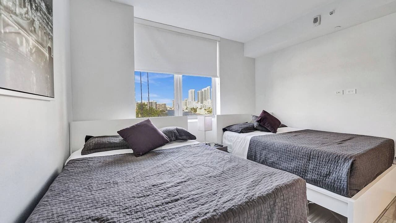 Photo of Bedroom in Hallandale Beach