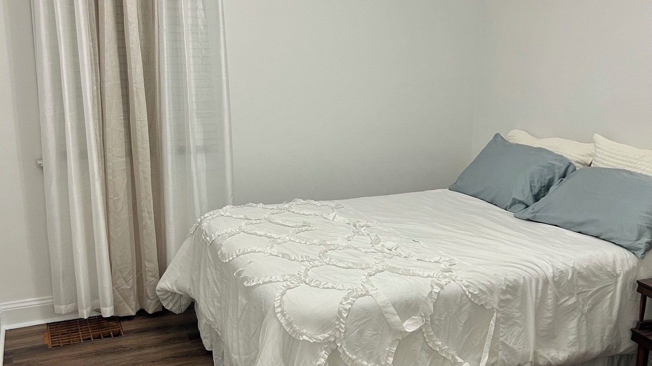 Photo of Bedroom in Oshawa
