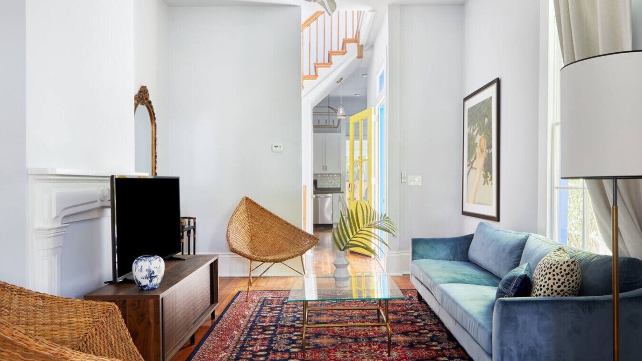 Photo of Livingroom in Uptown Historic District