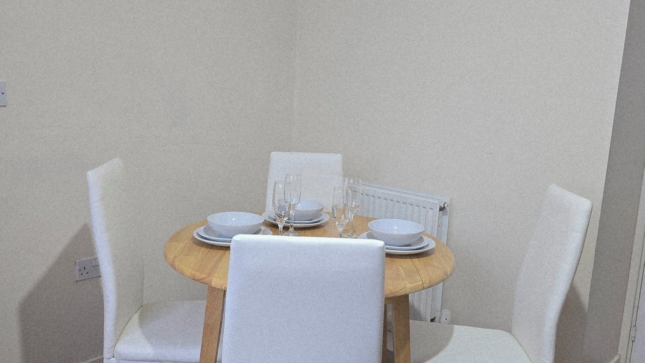 Photo of Others in Belle Vue