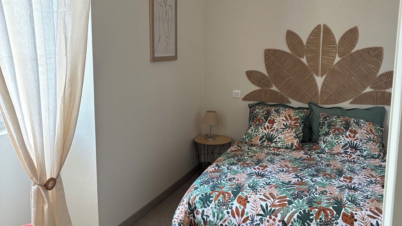 Photo of Bedroom in Boeil-Bezing