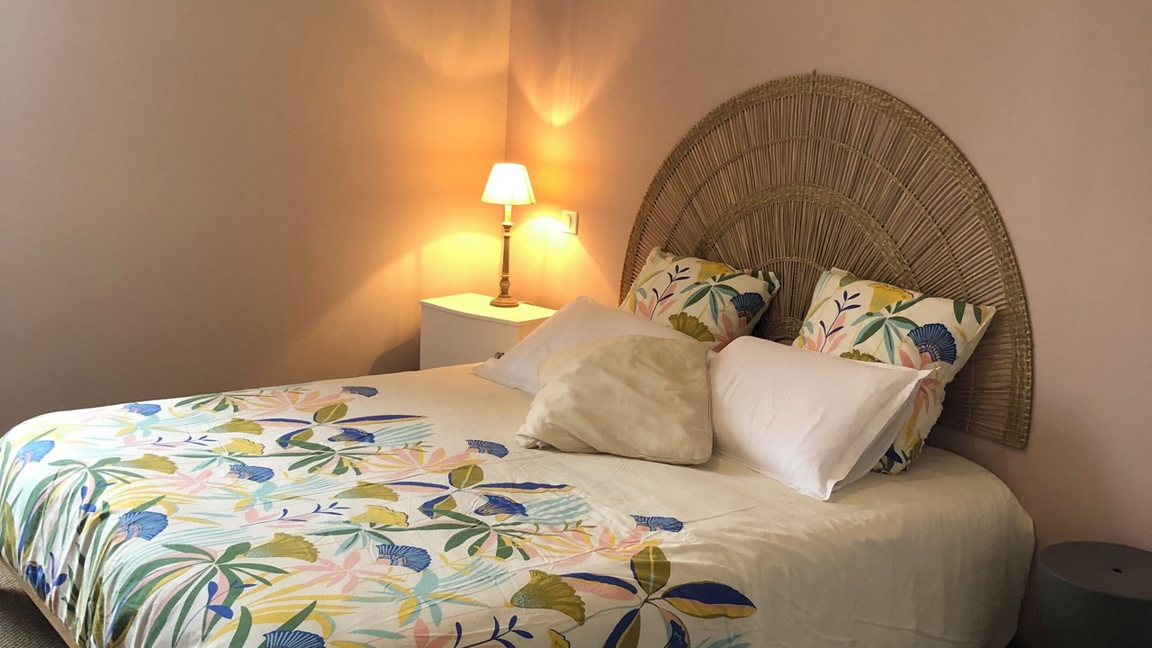 Photo of Bedroom in Boeil-Bezing