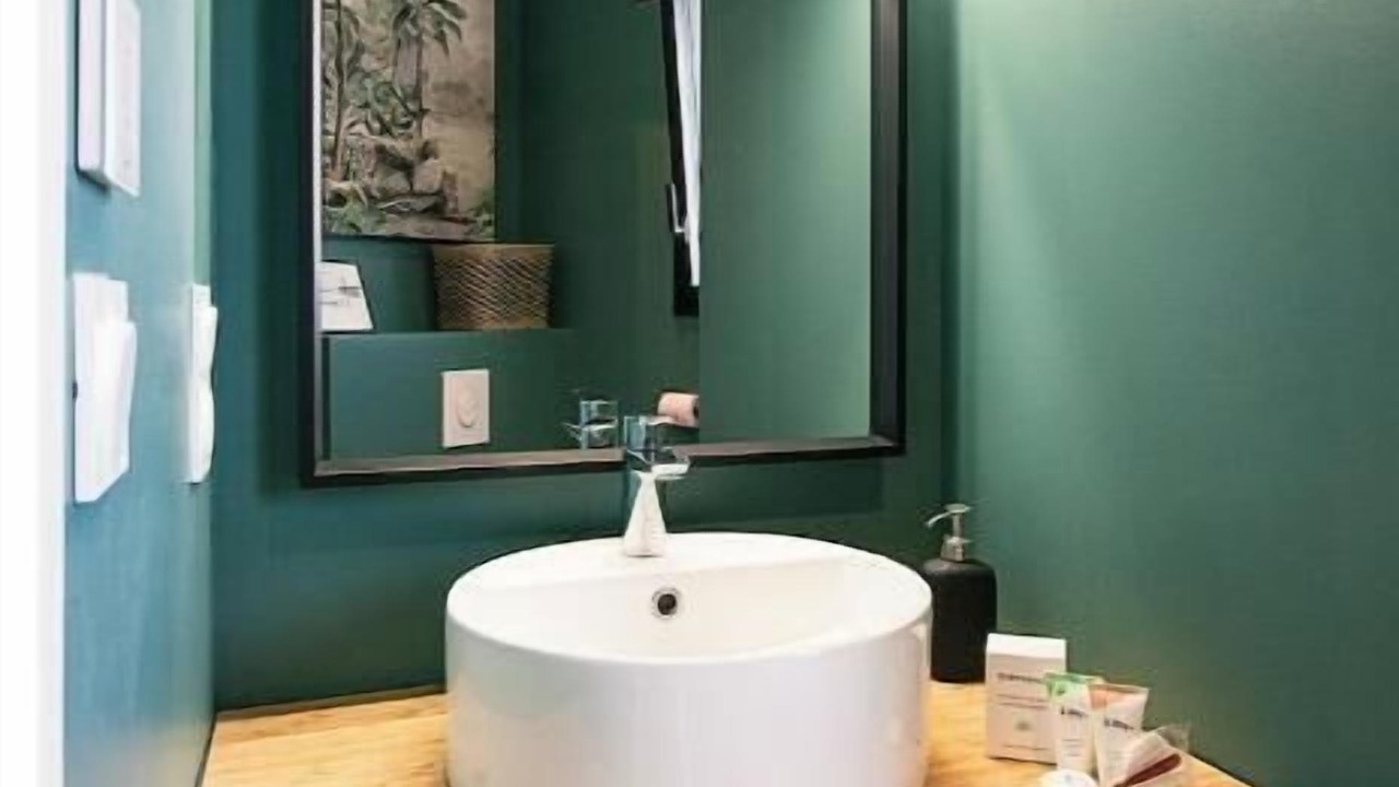 Photo of Bathroom in La Chapelle-des-Fougeretz
