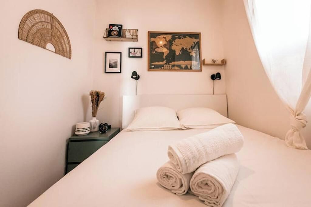 Photo of Bedroom in La Chapelle-des-Fougeretz