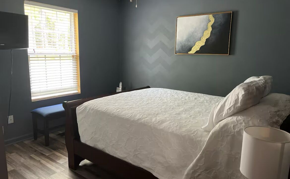 Photo of Bedroom in North Carolina Piedmont