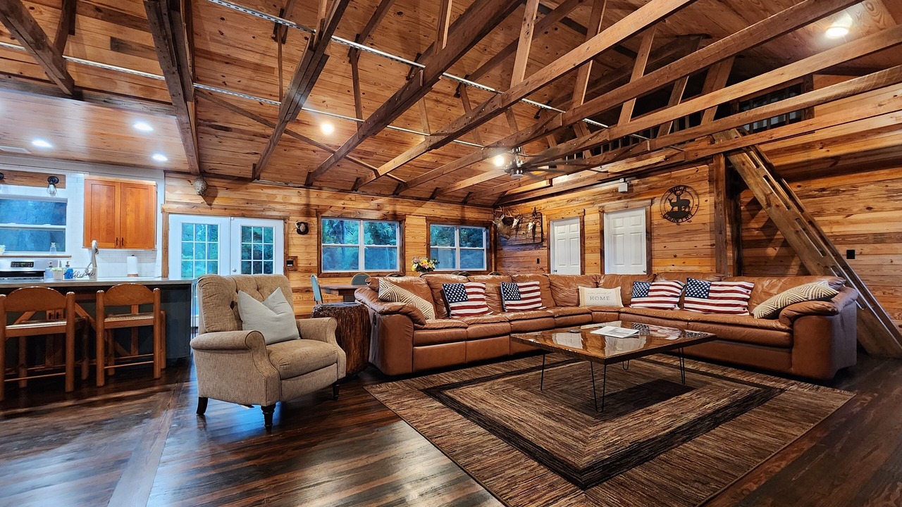 Photo of Livingroom in O Brien