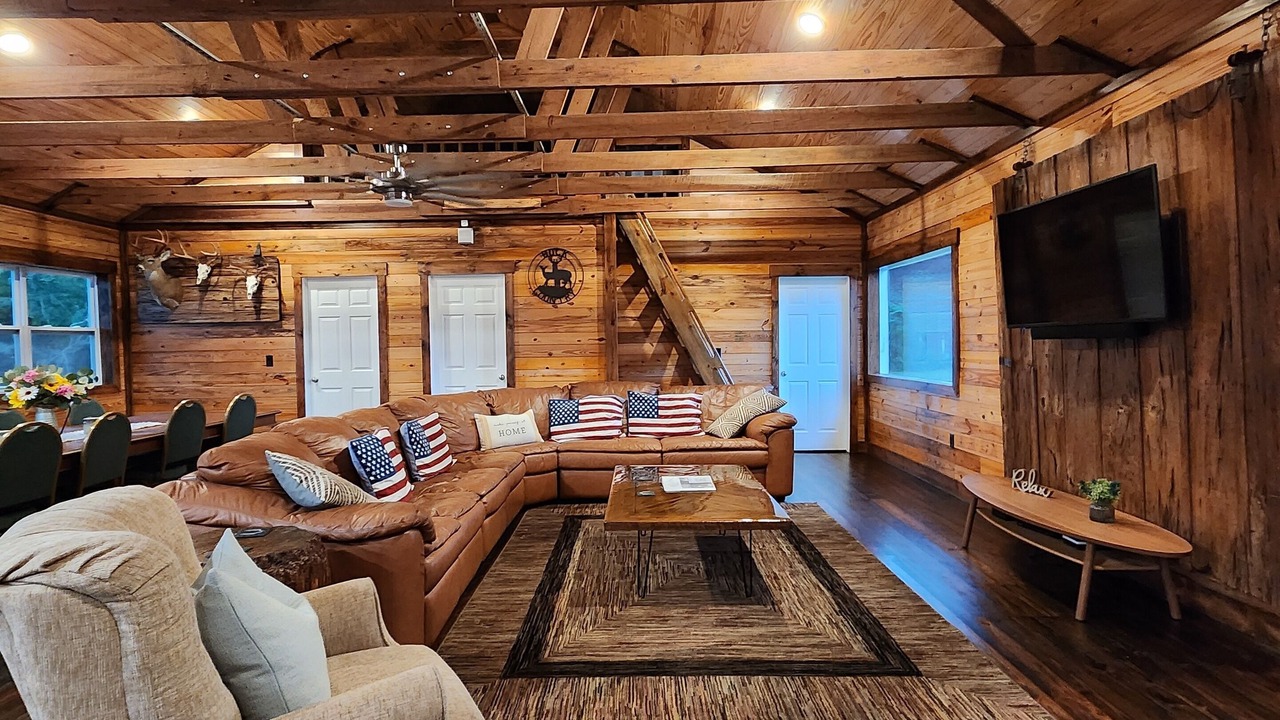 Photo of Livingroom in O Brien