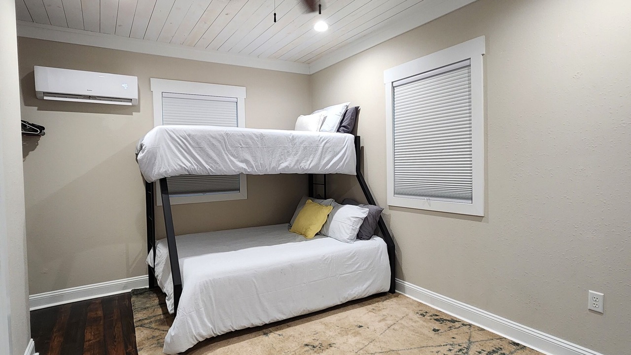 Photo of Bedroom in O Brien