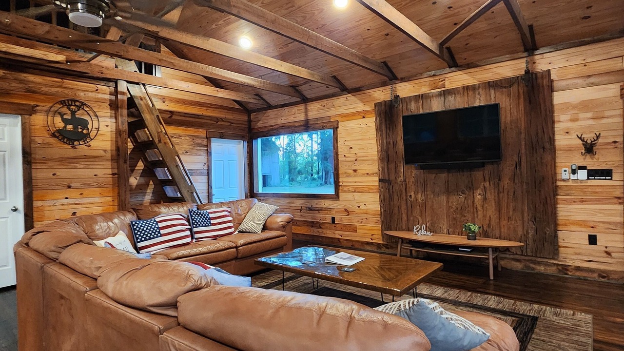 Photo of Livingroom in O Brien