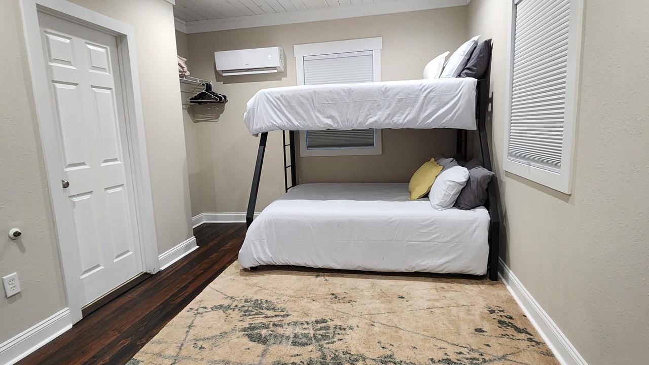 Photo of Bedroom in O Brien