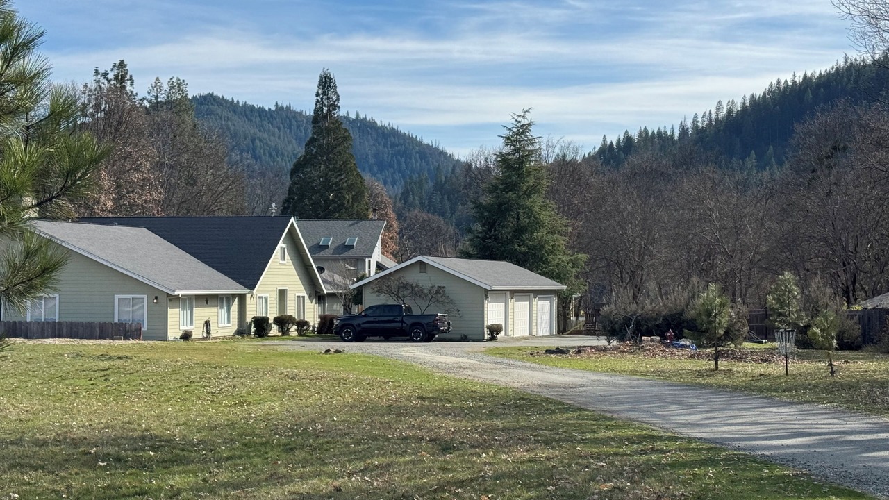 Photo of Outdoor in Weaverville