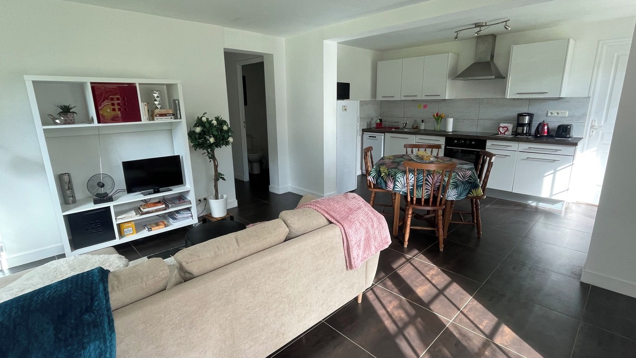 Photo of Livingroom in La Chapelle-des-Fougeretz