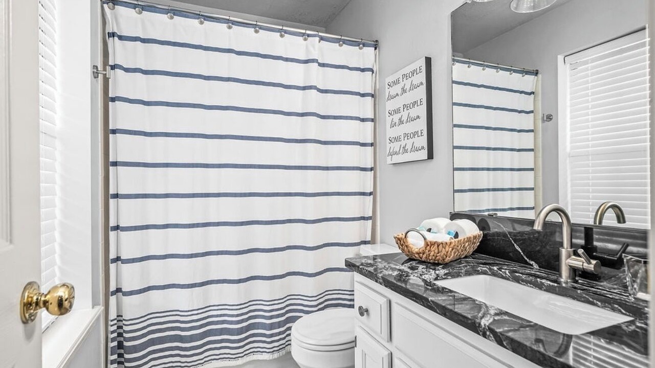 Photo of Bathroom in Van Buren