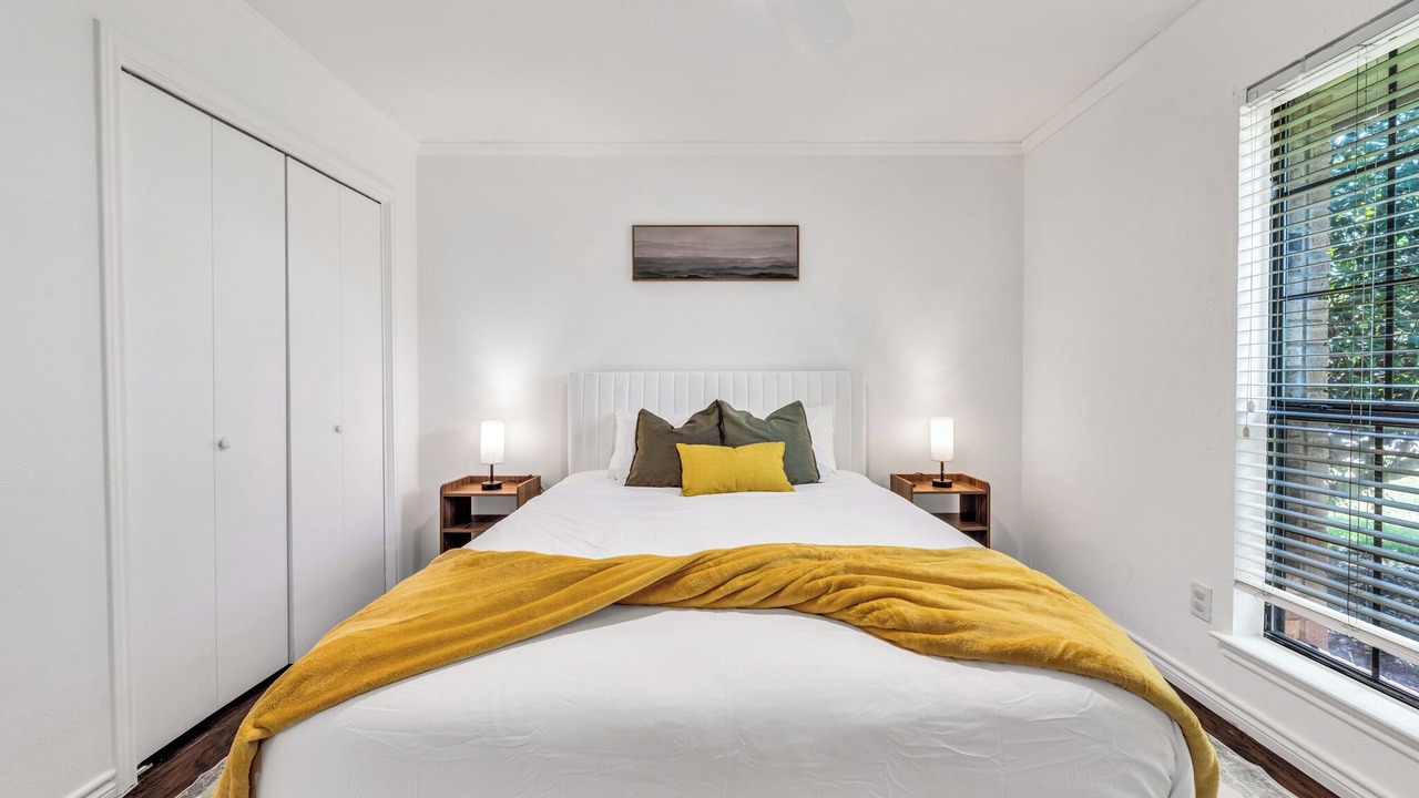 Photo of Bedroom in Lewisville