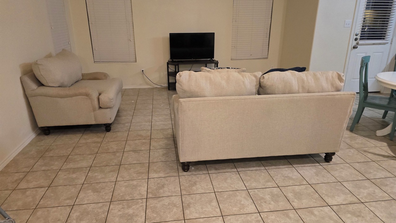 Photo of Livingroom in Williamson County