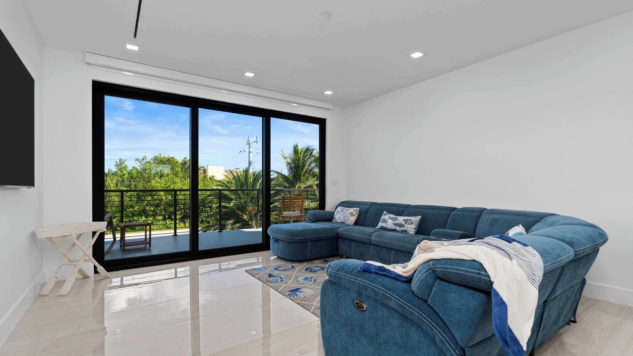 Photo of Livingroom in Marathon