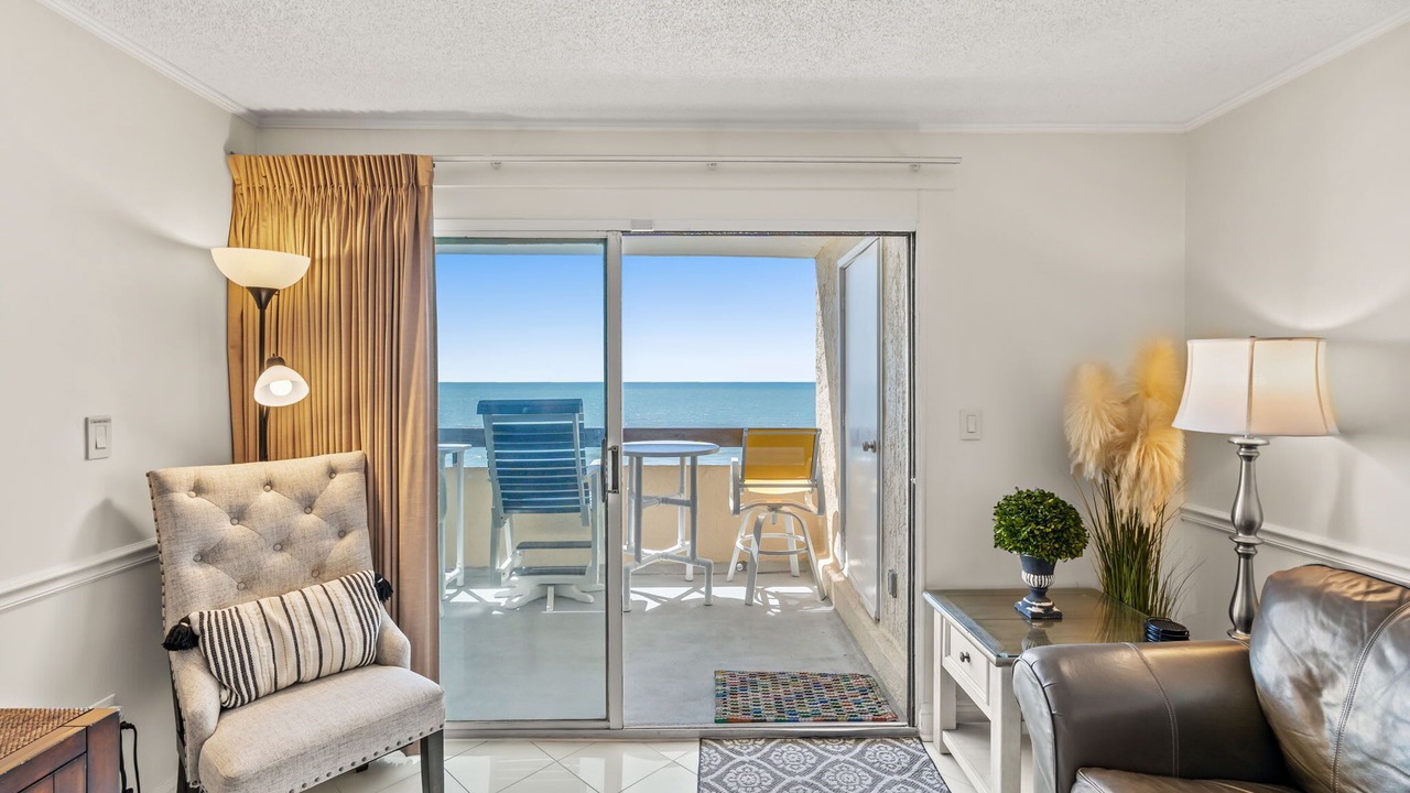 Photo of Livingroom in North Myrtle Beach